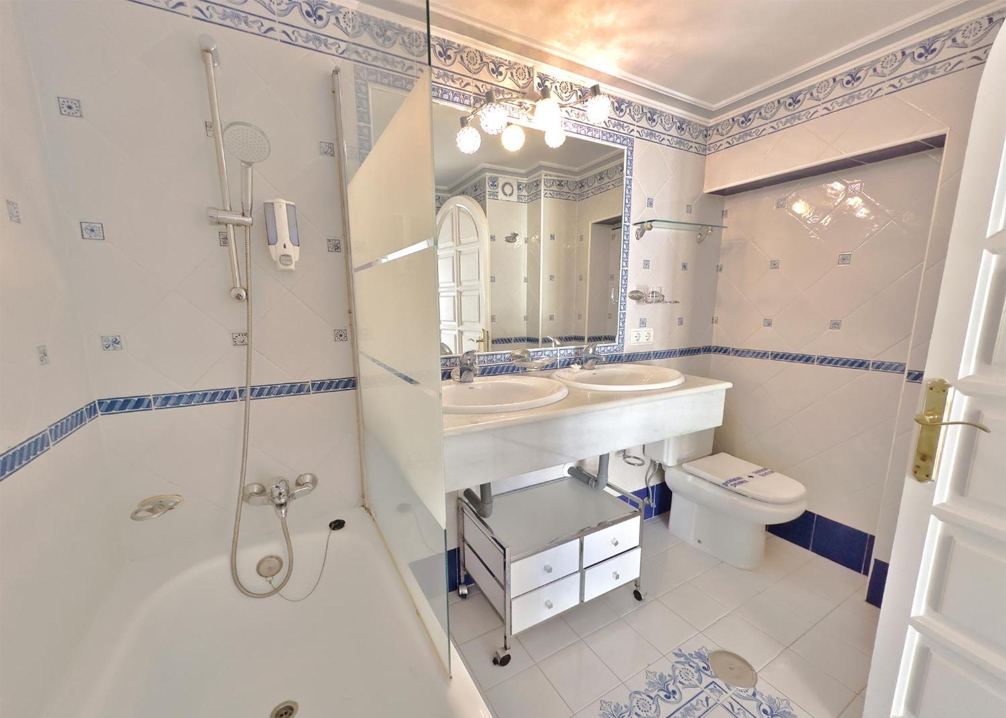 Skol 508 West Facing Duplex Apartment With Amazing Sea Views Марбелья Экстерьер фото
